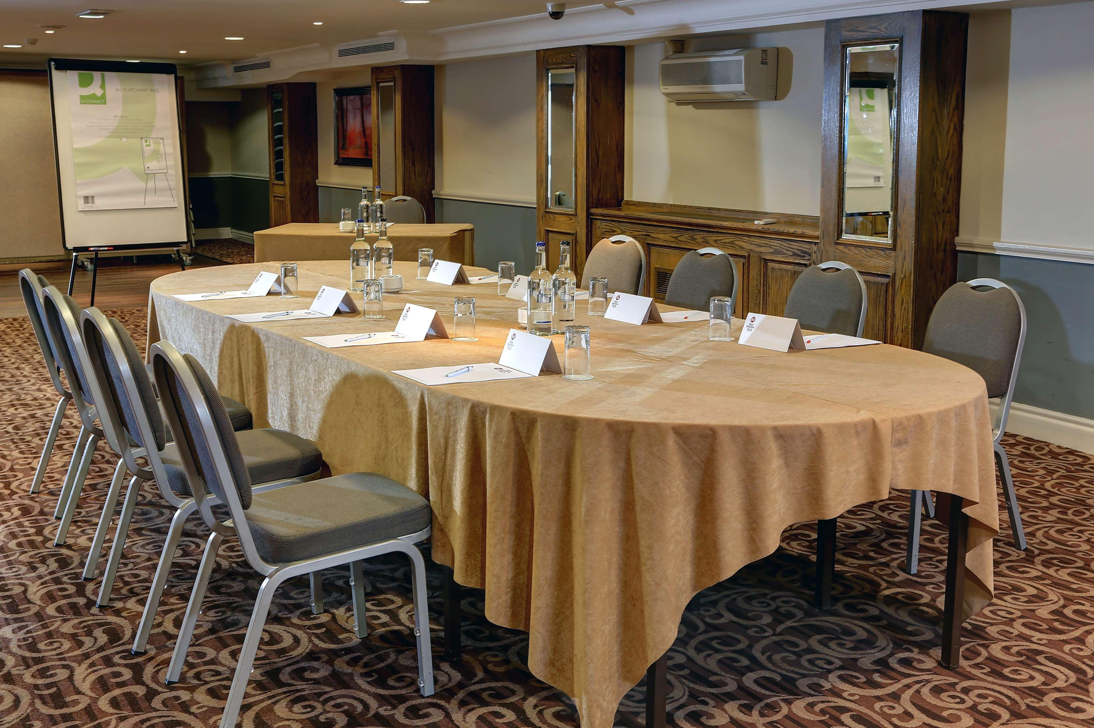 Best Western Plus Pinewood Manchester Airport-Wilmslow Hotel Eksteriør billede