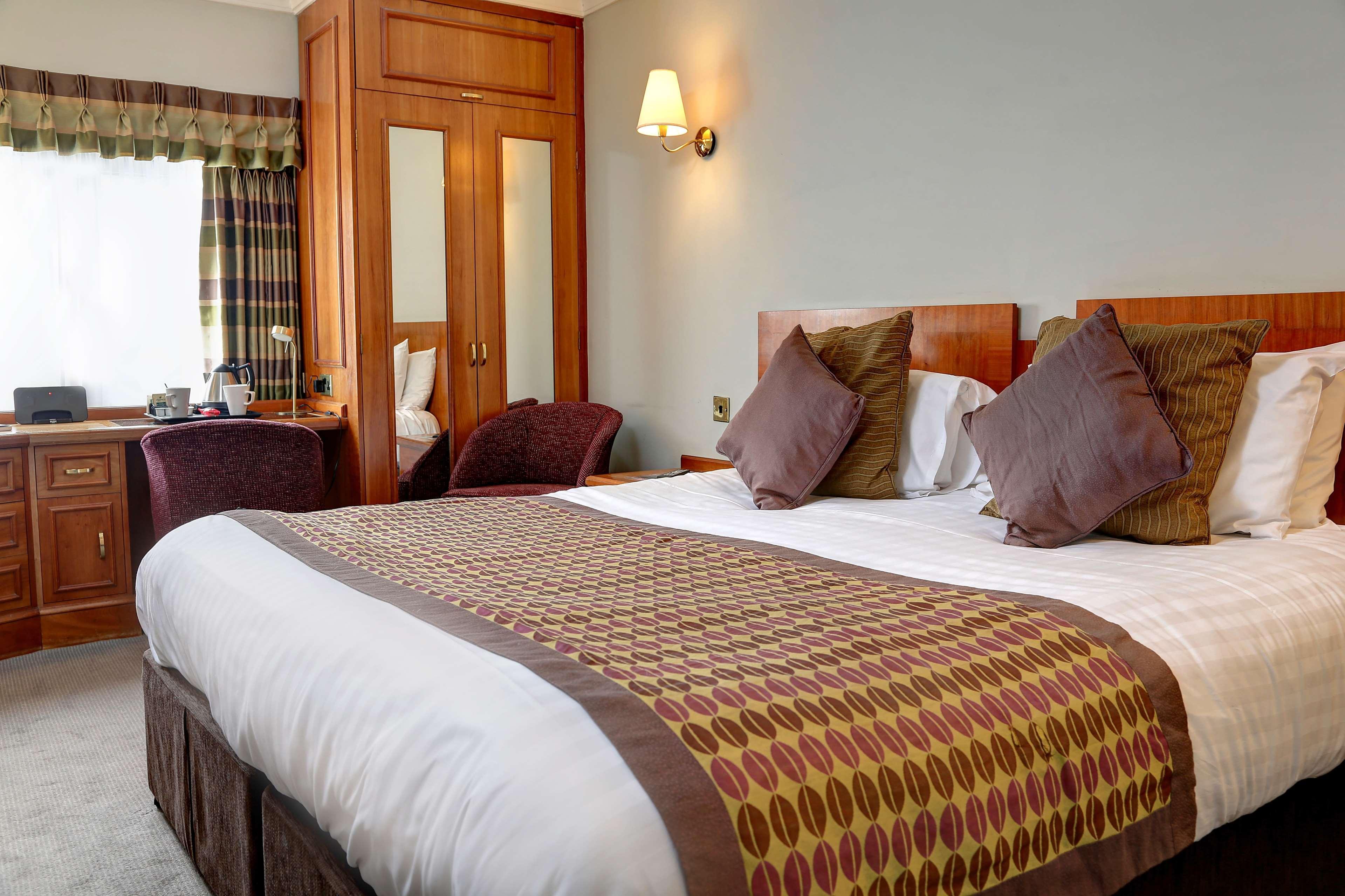 Best Western Plus Pinewood Manchester Airport-Wilmslow Hotel Eksteriør billede