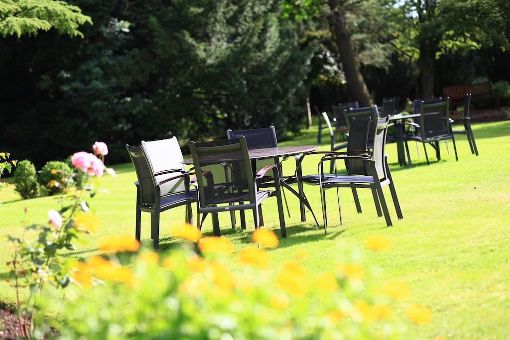 Best Western Plus Pinewood Manchester Airport-Wilmslow Hotel Eksteriør billede