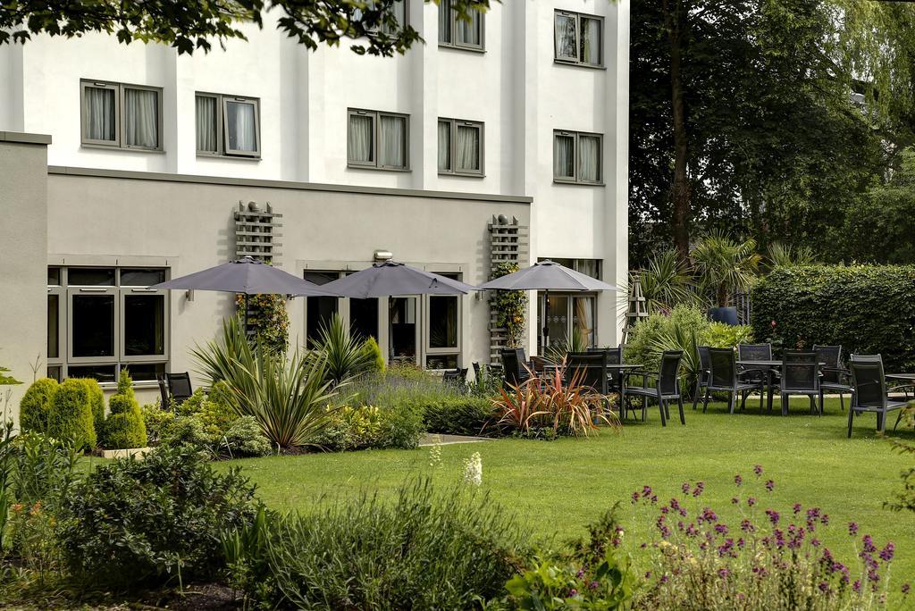 Best Western Plus Pinewood Manchester Airport-Wilmslow Hotel Eksteriør billede