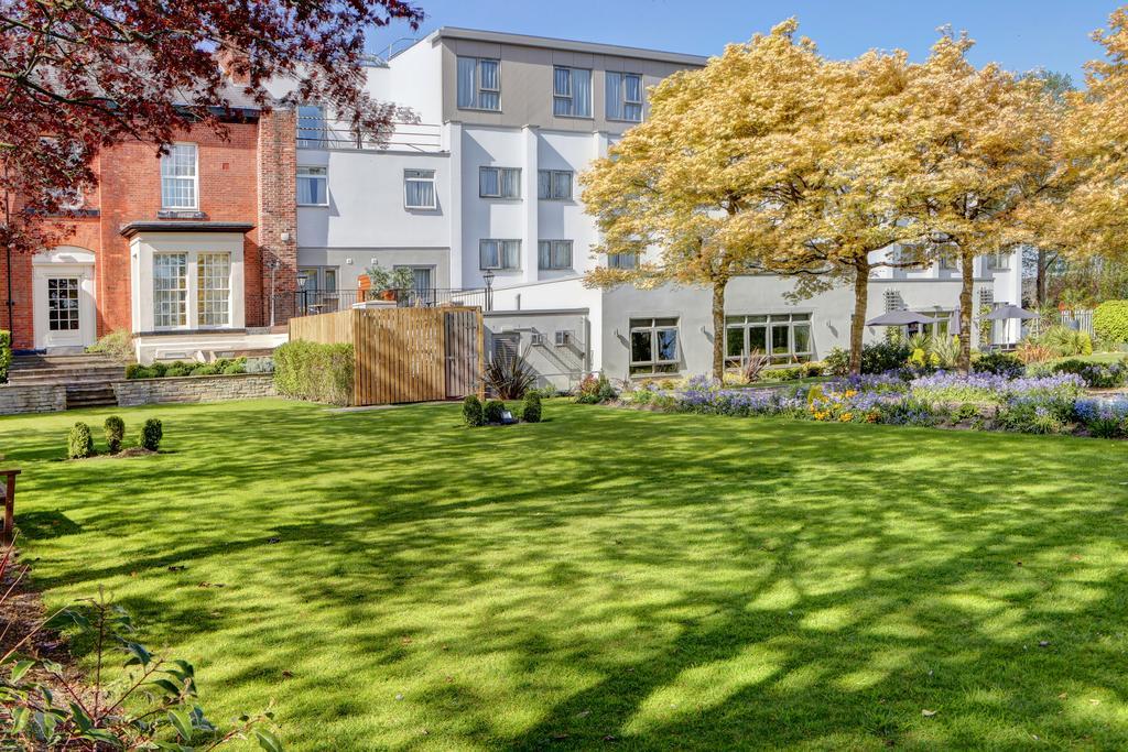 Best Western Plus Pinewood Manchester Airport-Wilmslow Hotel Eksteriør billede