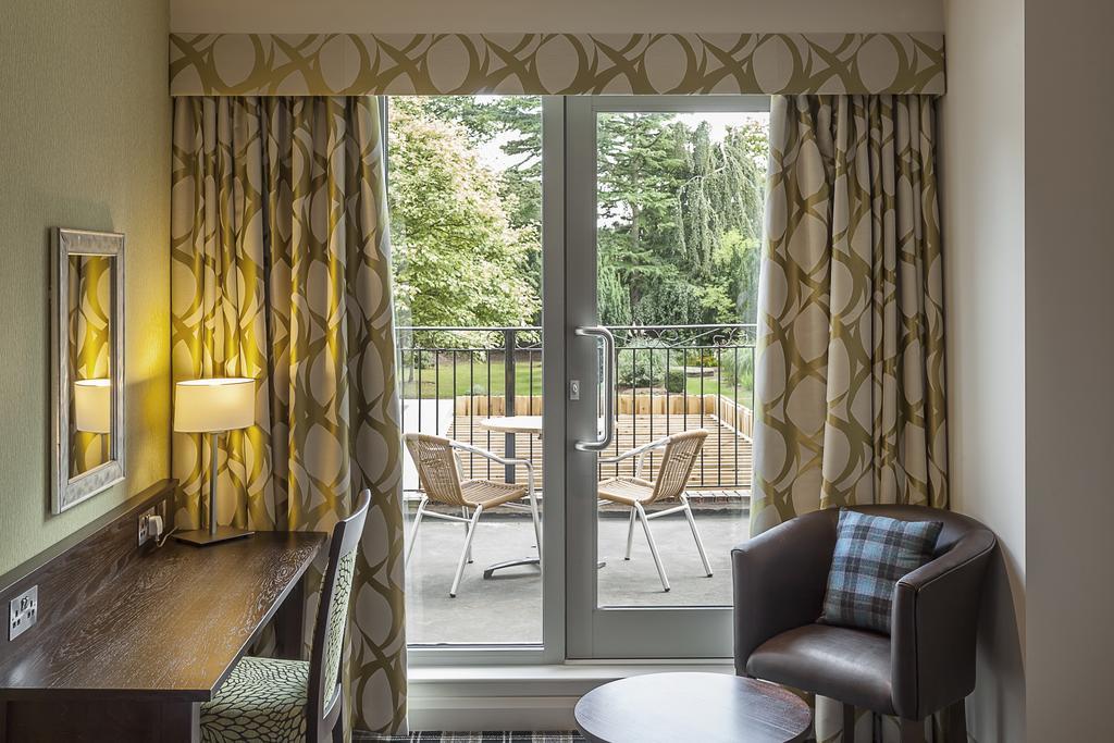 Best Western Plus Pinewood Manchester Airport-Wilmslow Hotel Eksteriør billede