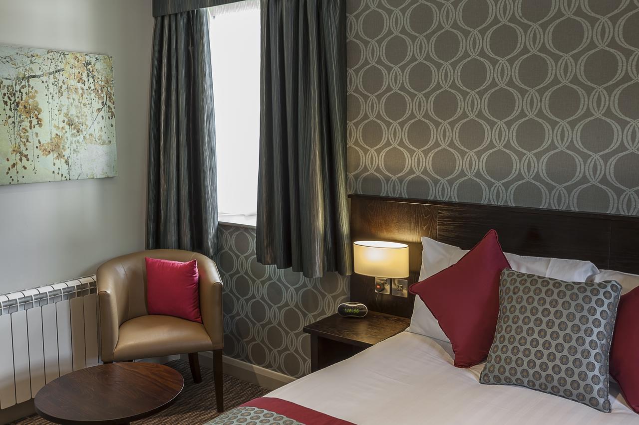Best Western Plus Pinewood Manchester Airport-Wilmslow Hotel Eksteriør billede