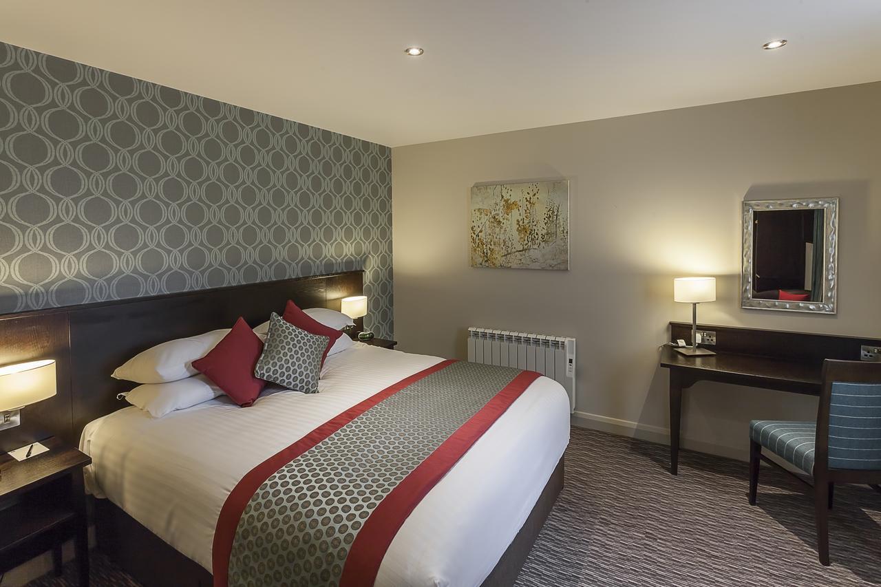 Best Western Plus Pinewood Manchester Airport-Wilmslow Hotel Eksteriør billede